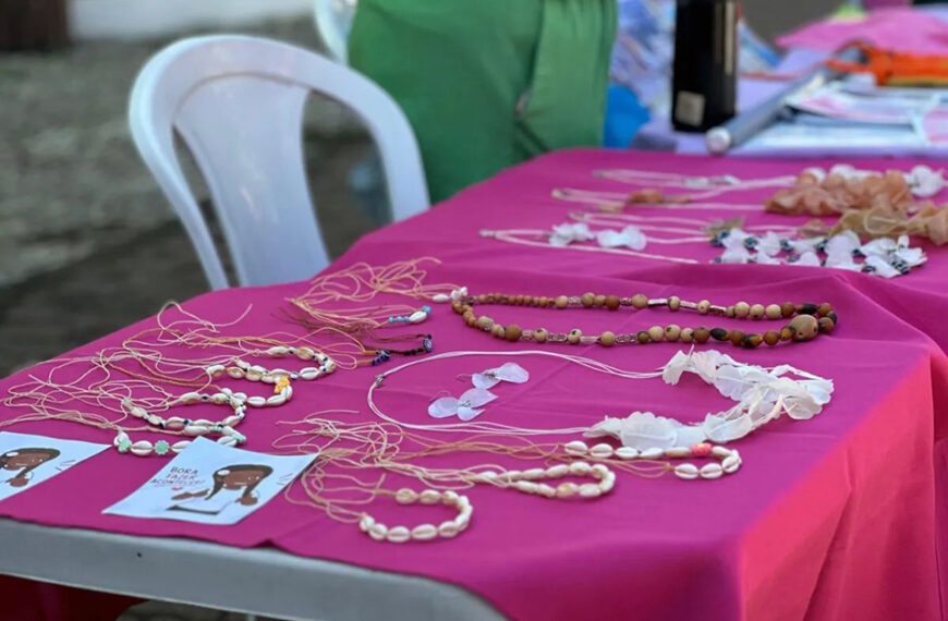 Agosto Lilás reúne serviços e conscientização no Centro de Cabo Frio
