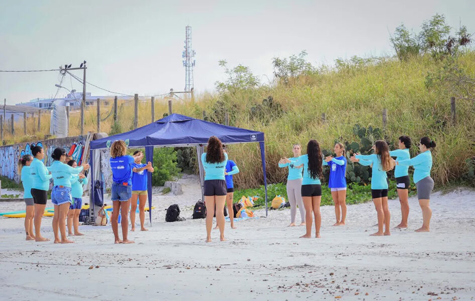 Cabo Frio termina Agosto Lilás com programação especial na Praia do Forte