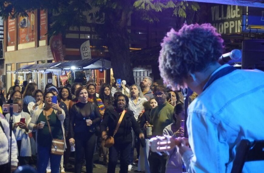 Com gastronomia, música e artesanato, Feira Reviva Centro movimenta Rio das Ostras