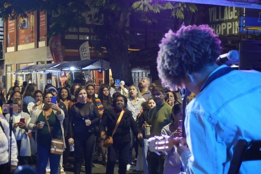 Com gastronomia, música e artesanato, Feira Reviva Centro movimenta Rio das Ostras