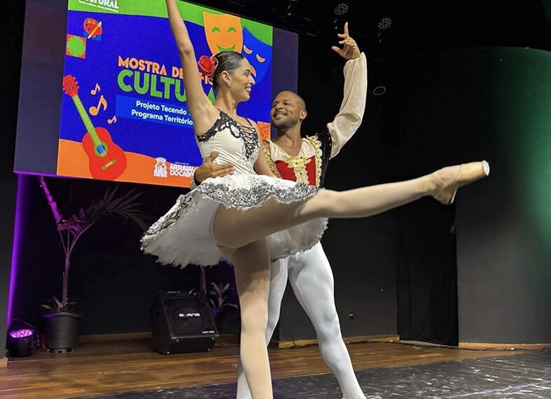 Oficinas culturais revelam talentos em Arraial do Cabo