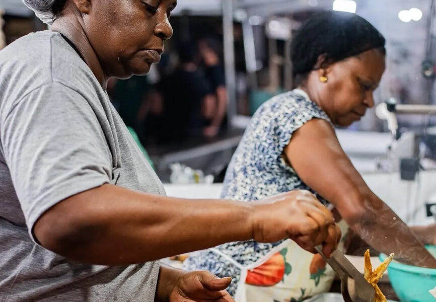 Festival da Sardinha encerra edição de 2026 com gastronomia e música em Cabo Frio