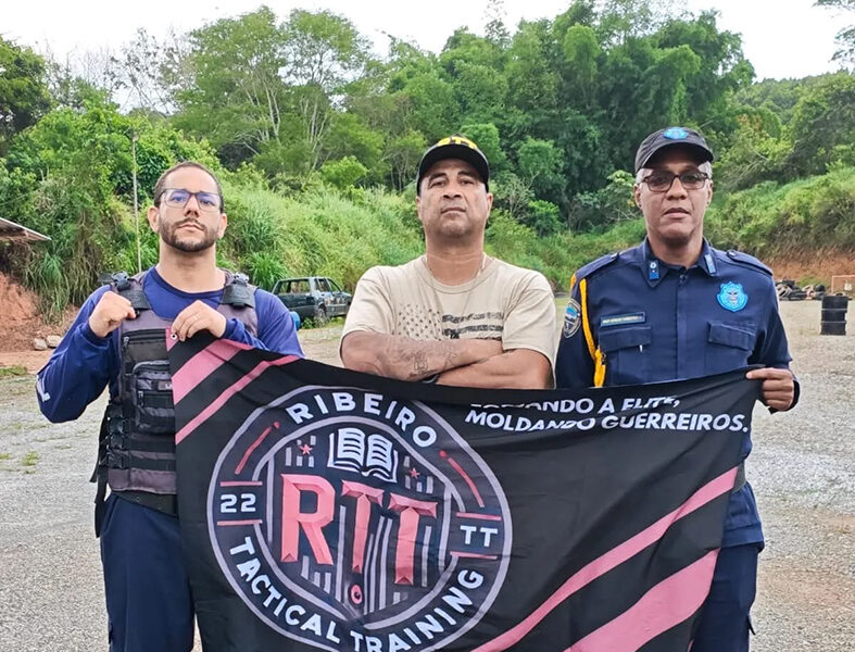 Guardas de Cabo Frio treinam para enfrentar ameaças nas escolas