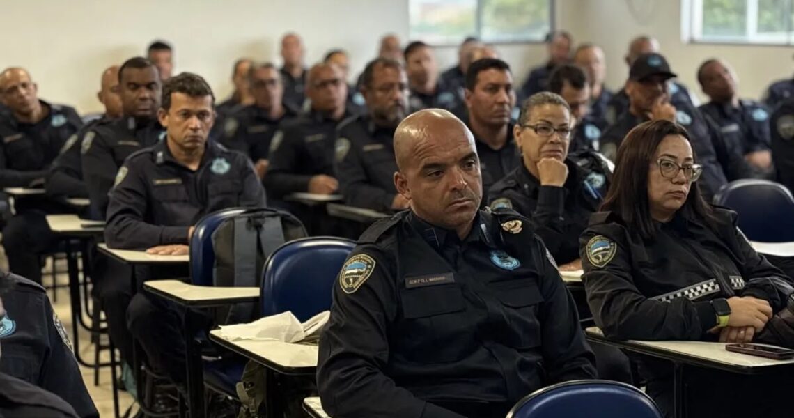 Guarda de Cabo Frio inicia treinamento para uso de armas de choque e sprays