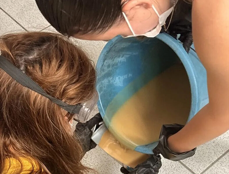 Óleo usado ganha nova vida e vira sabão em escola de Cabo Frio