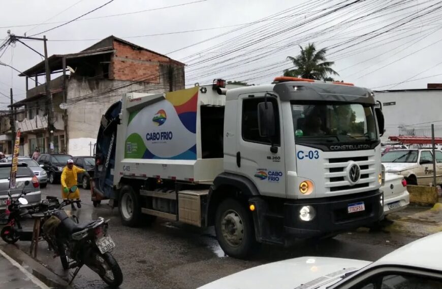 Cabo Frio recolhe mais de 2,2 mil toneladas de resíduos durante Semana do Saco Cheio