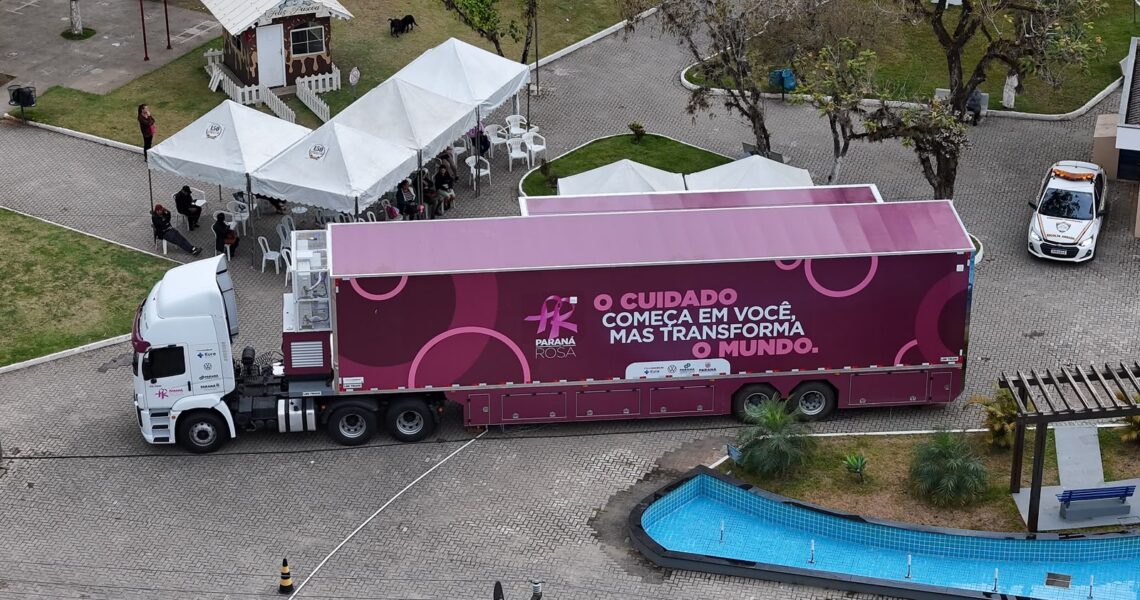 Exames de mamografia e imagem são disponibilizados em Carreta da Mulher em Tamoios